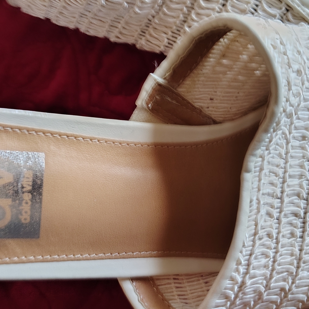 Women’s Cream Woven Sandals - Picture 5 of 5